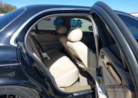 2004 Jaguar Xj Xj8 z USA, uszkodzony, nr VIN SAJWA71C94SG19638